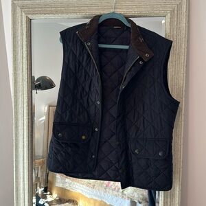 Men’s navy blue Barbour vest size M